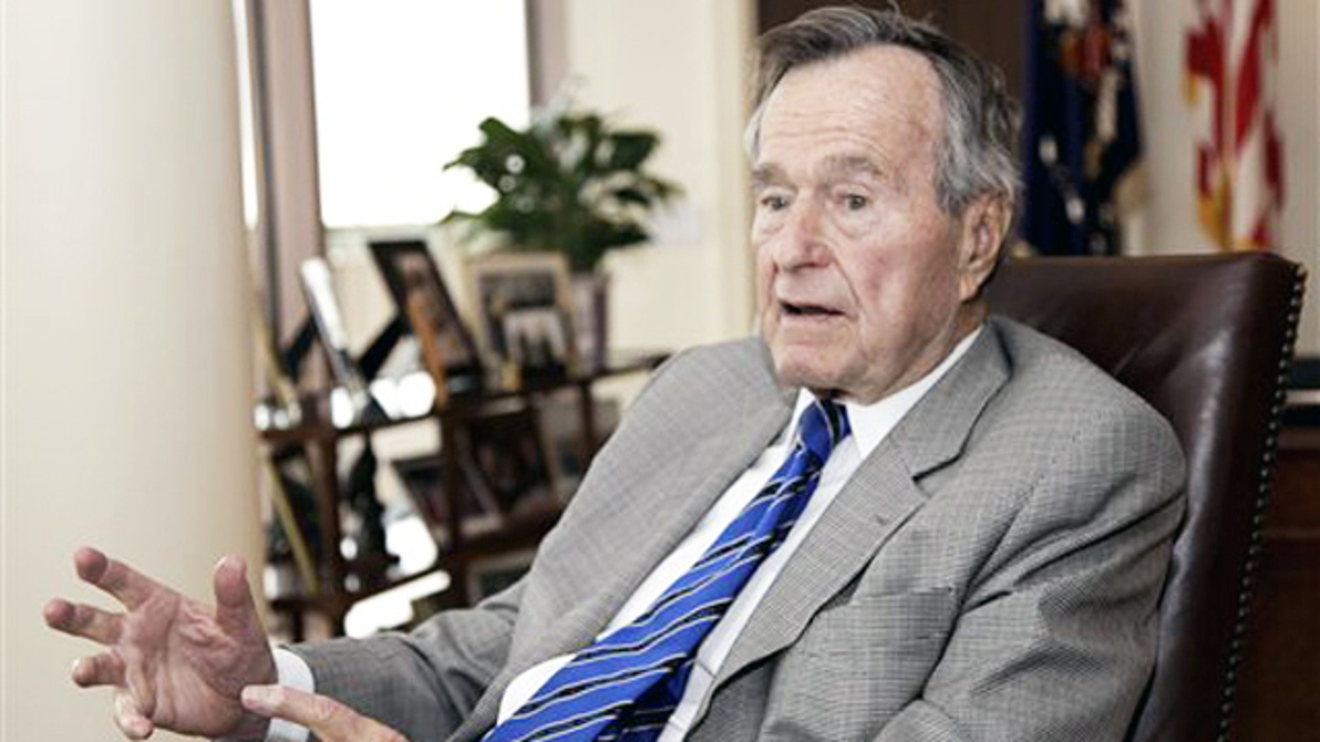 GeorgeHWBush 