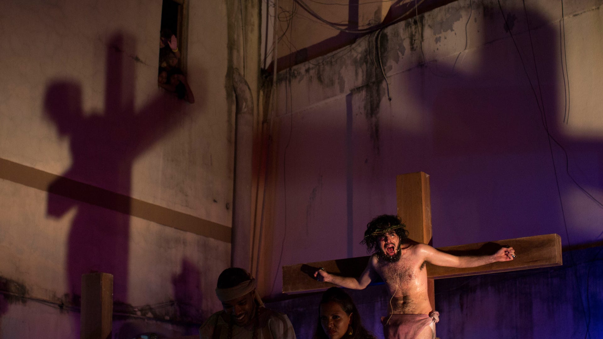 Good_Friday_LatAm__6_