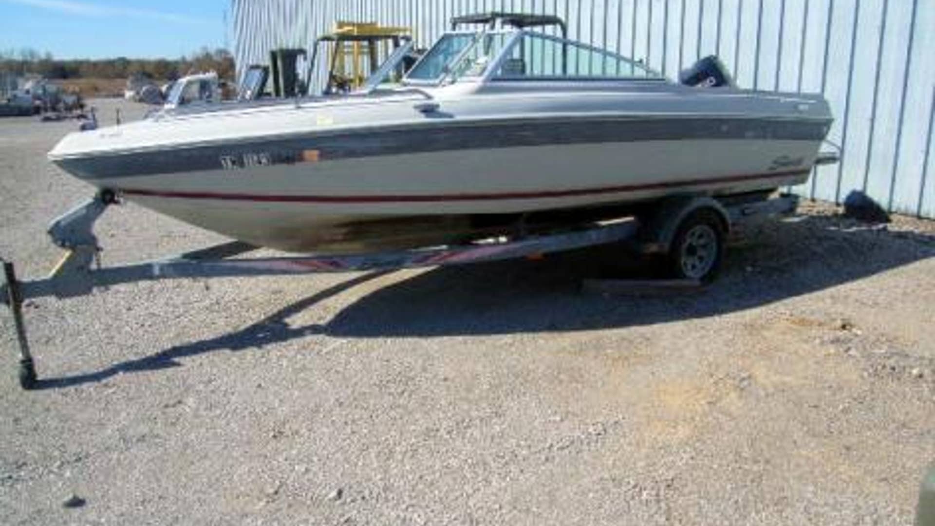 Govt_auction___Power_Boat