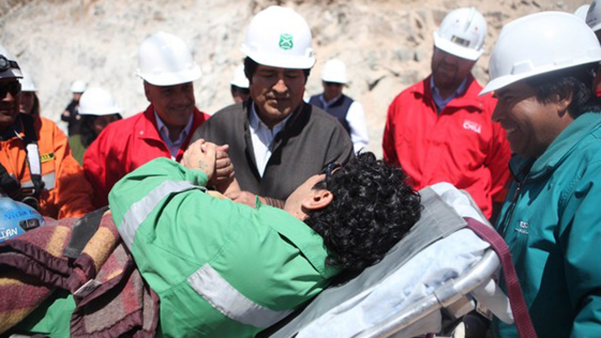 Greeting_Trapped_Minor