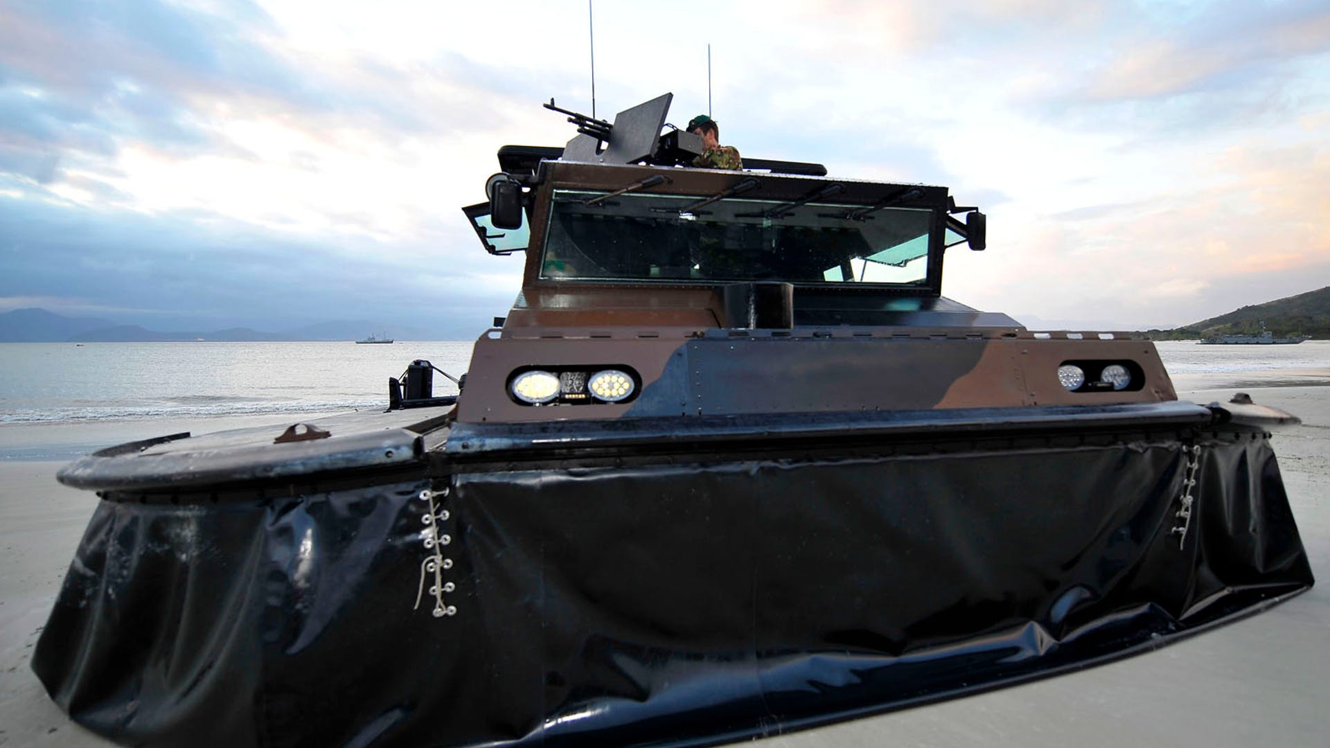 Griffon_Hovercraft_2