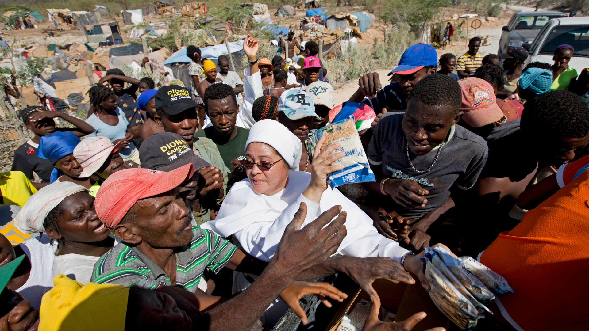 Haiti_at_border__12_