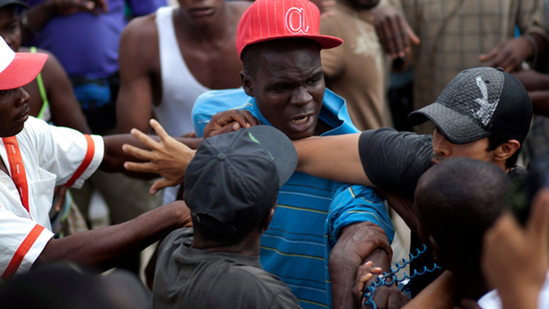 Foreign Volunteer Helps Break Up Scuffle