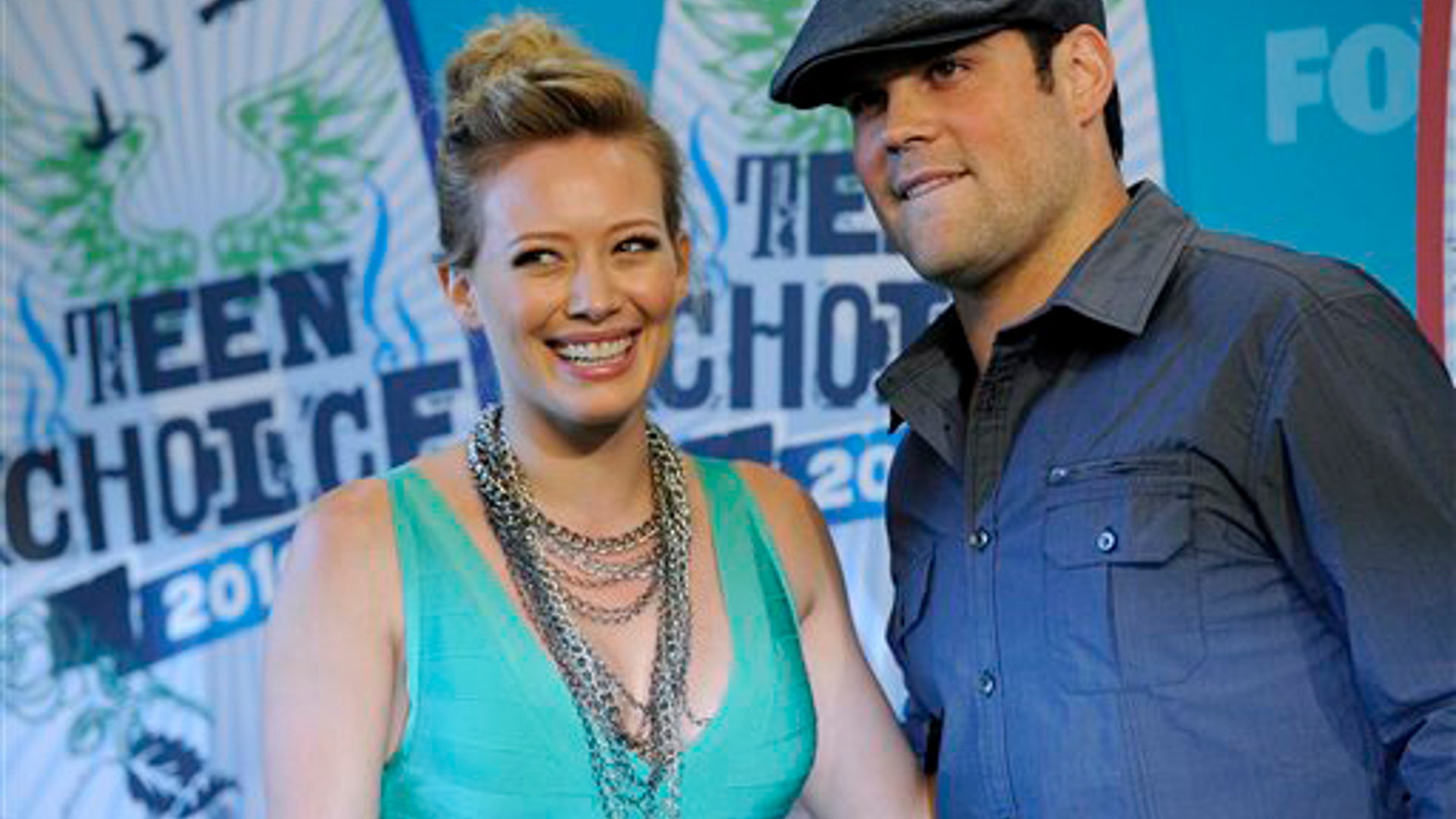 Hilary Duff and Mike Comrie: HOT
