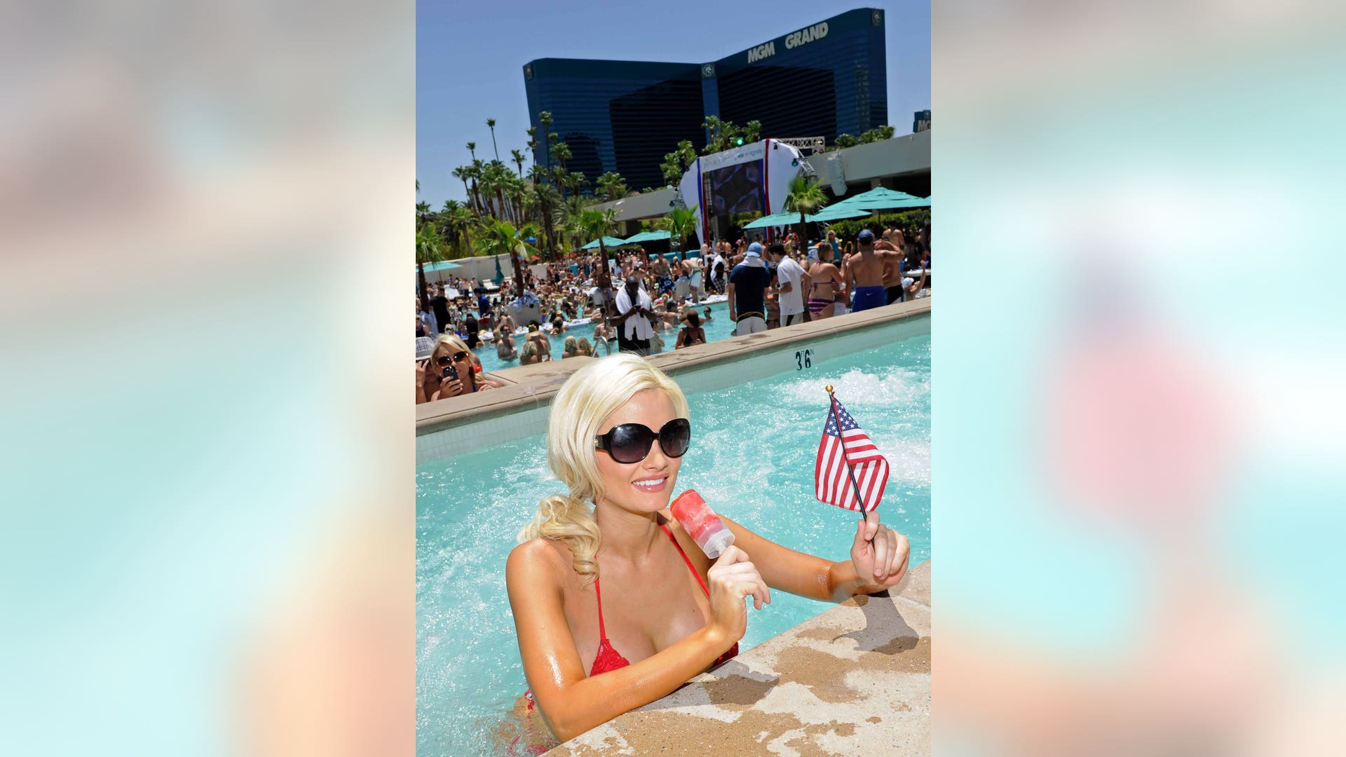 Holly_Madison_at_WET_REPUBLIC_with_Strawberry_Margarita_Push_Ups