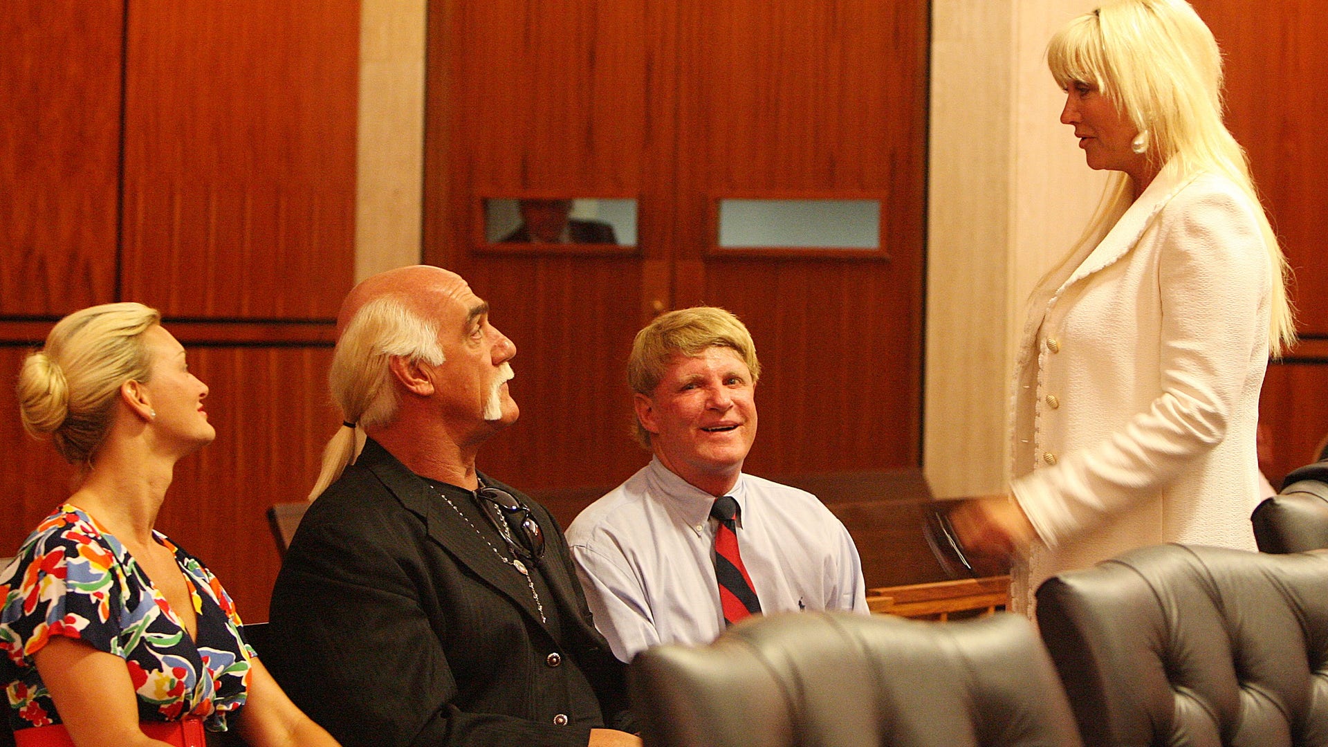 Hulk and Linda's divorce hearing