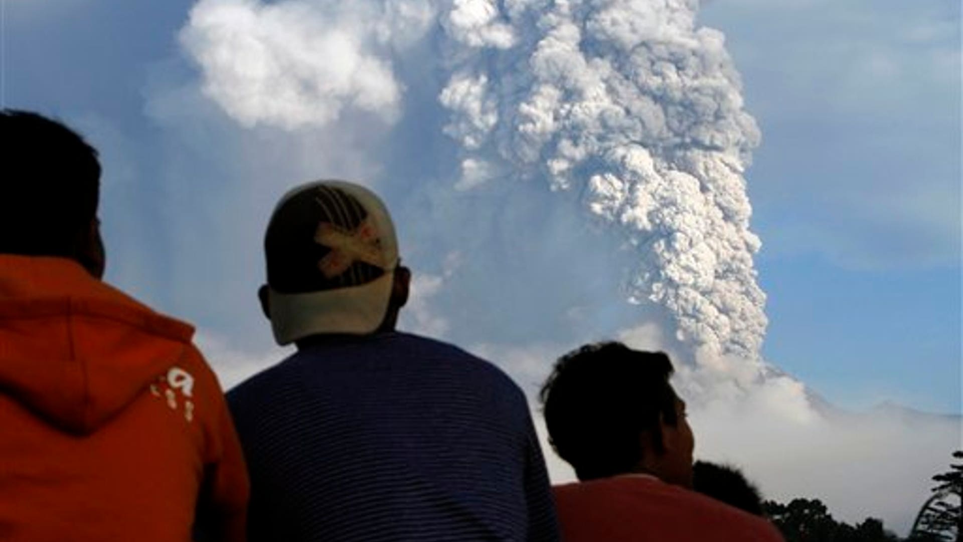 Residents Watch Eruption