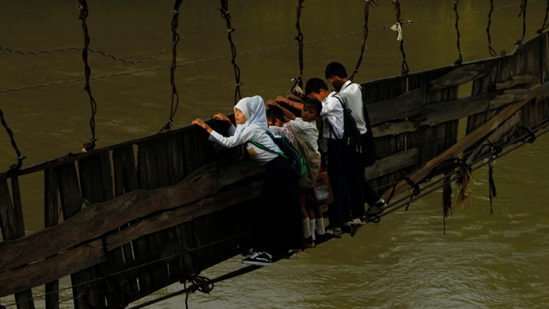 Indonesia_Bridge__6_