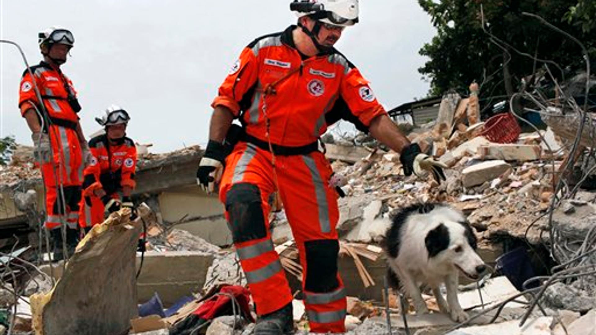 Indonesia_Earthquake_Saut_13_