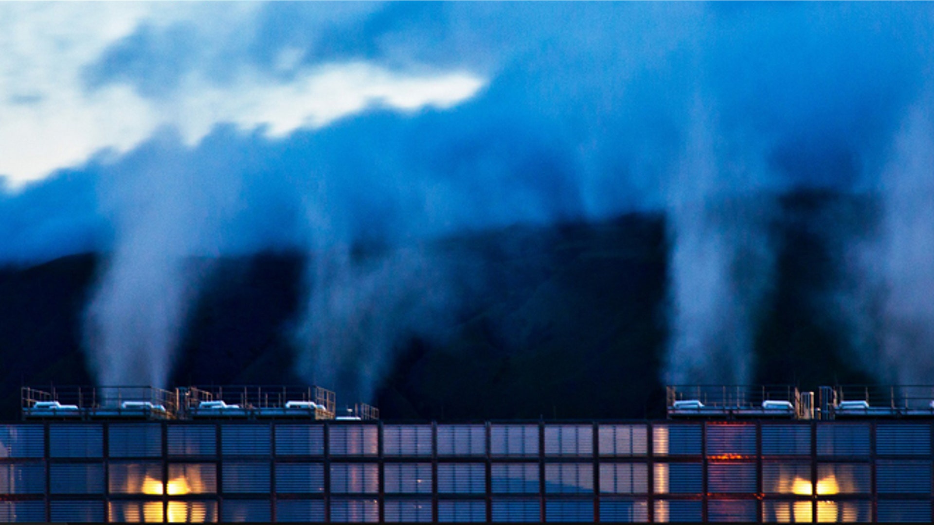 Inside_Google_Data_Center_7