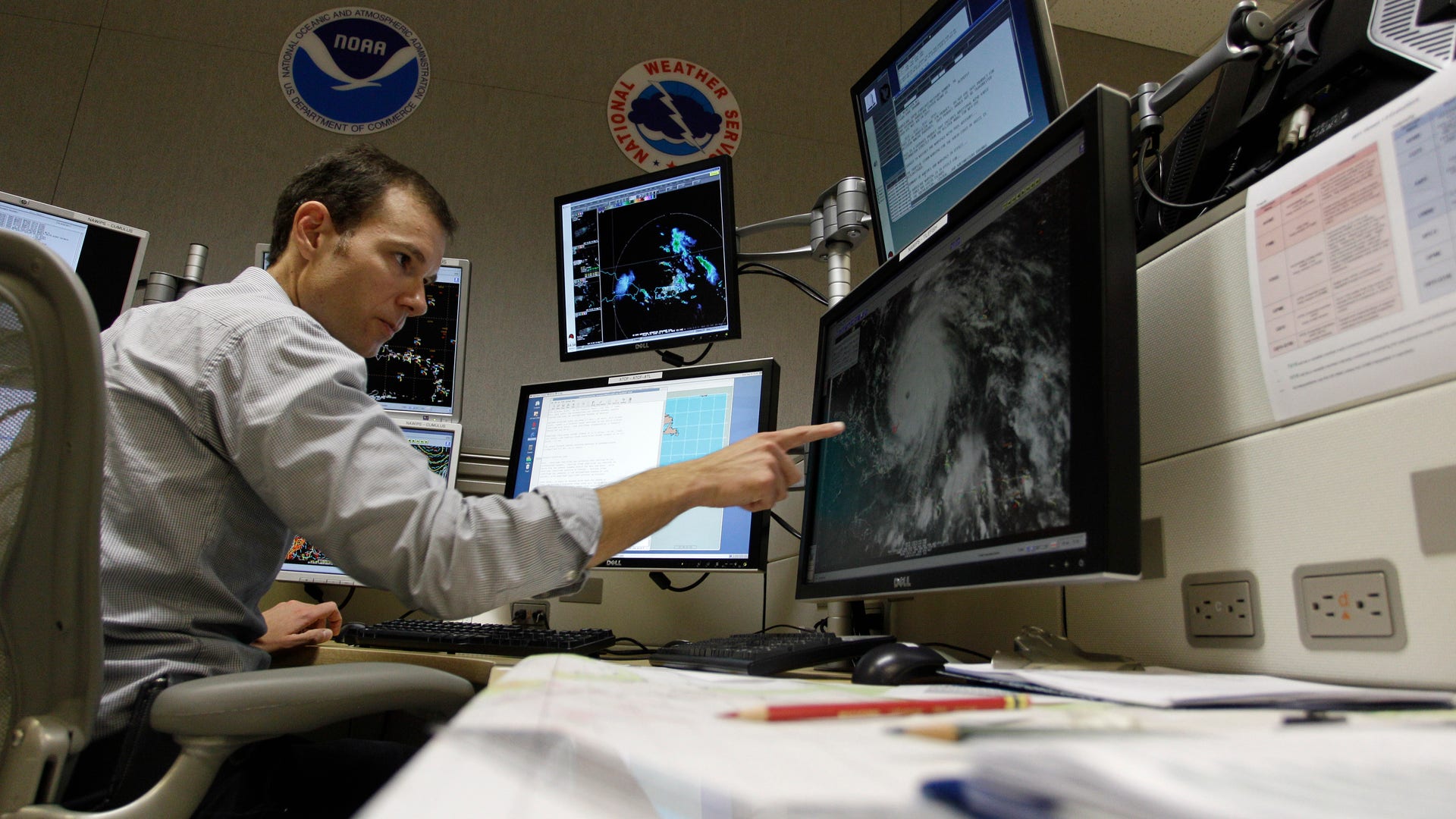 Preparing for Hurricane Irene 3