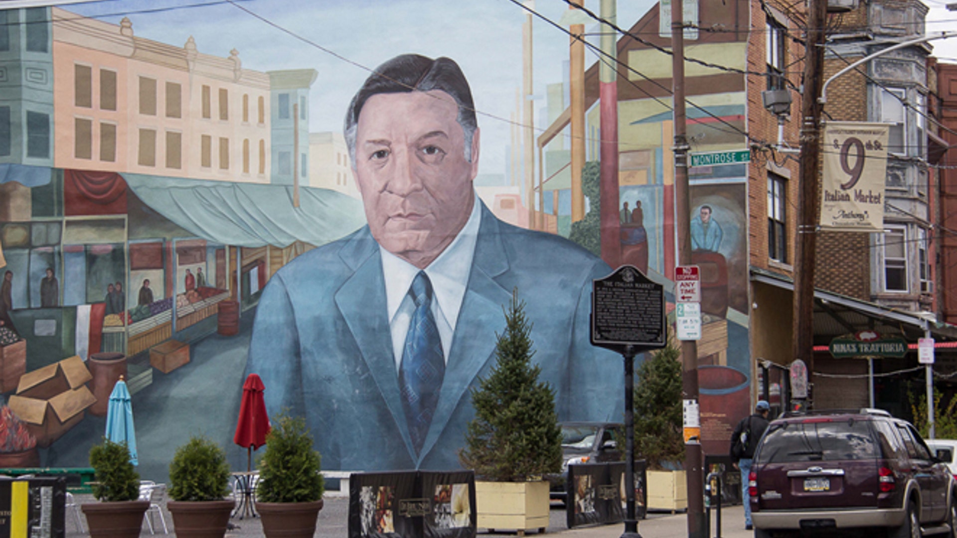 Italian_Market_Latino_2a