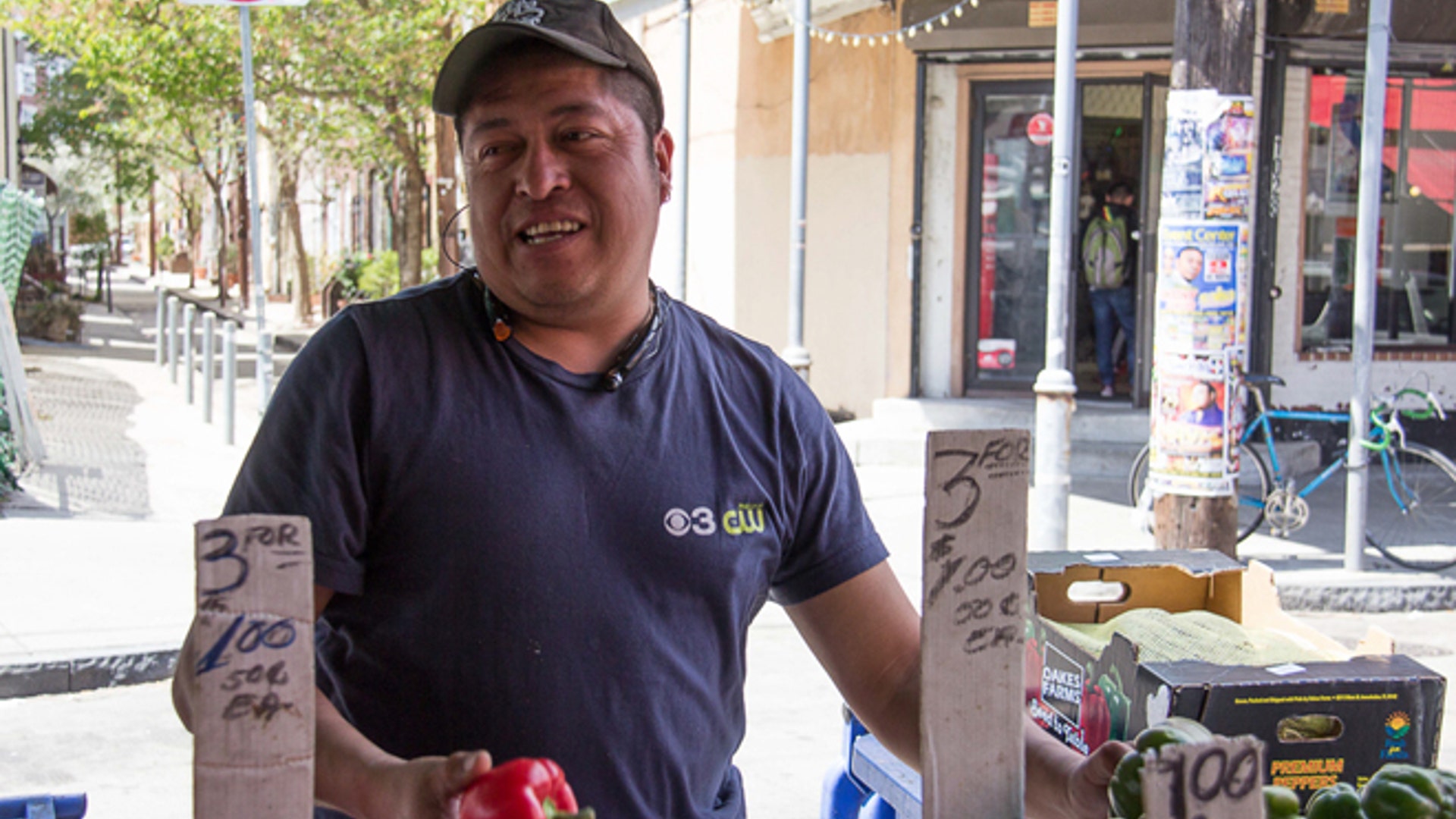 Italian_Market_Latino_5