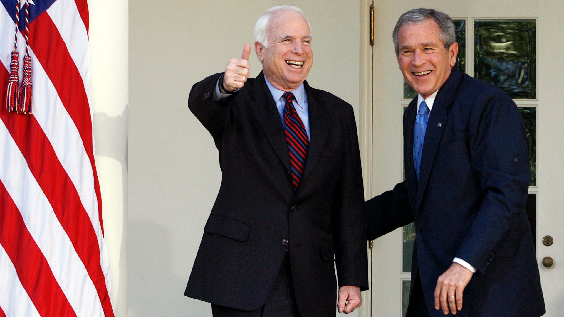 U.S. President George W. Bush and presumptive Republican presidential nominee John McCain walk toward the Oval Office