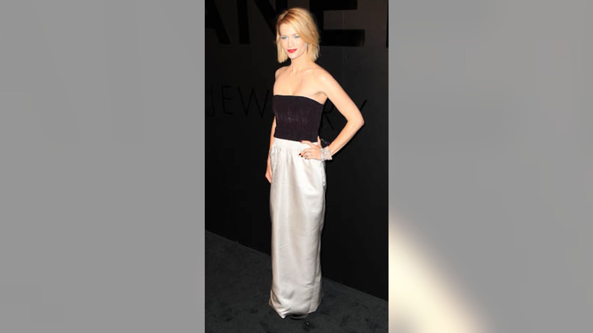 January_Jones_straplss