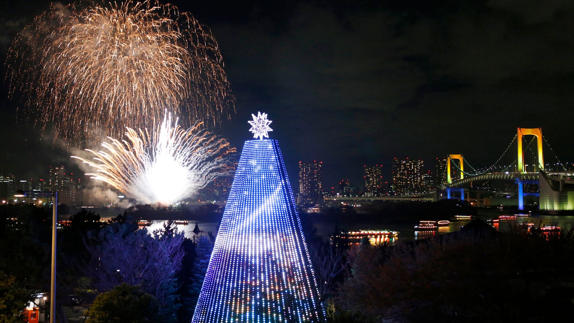 Japan_Christmas_Leff_1_