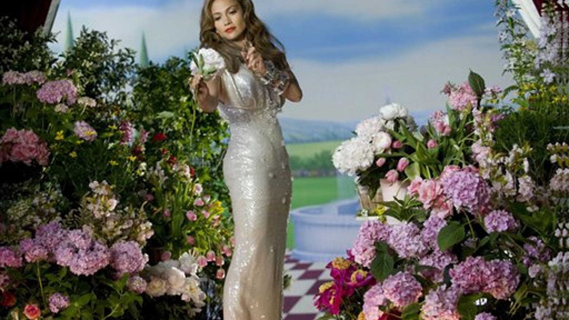 Jennifer Lopez in Dress