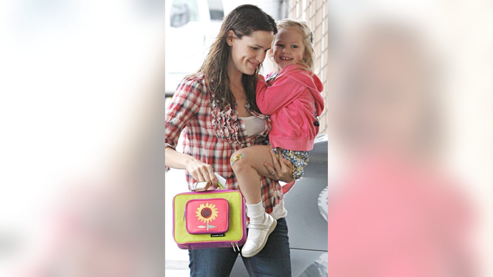 Jennifer_Garner_and_Violet