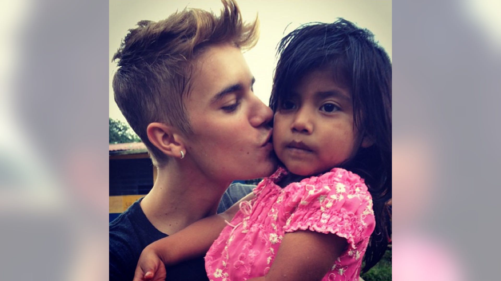 Justin_Bieber_Guatemala_1