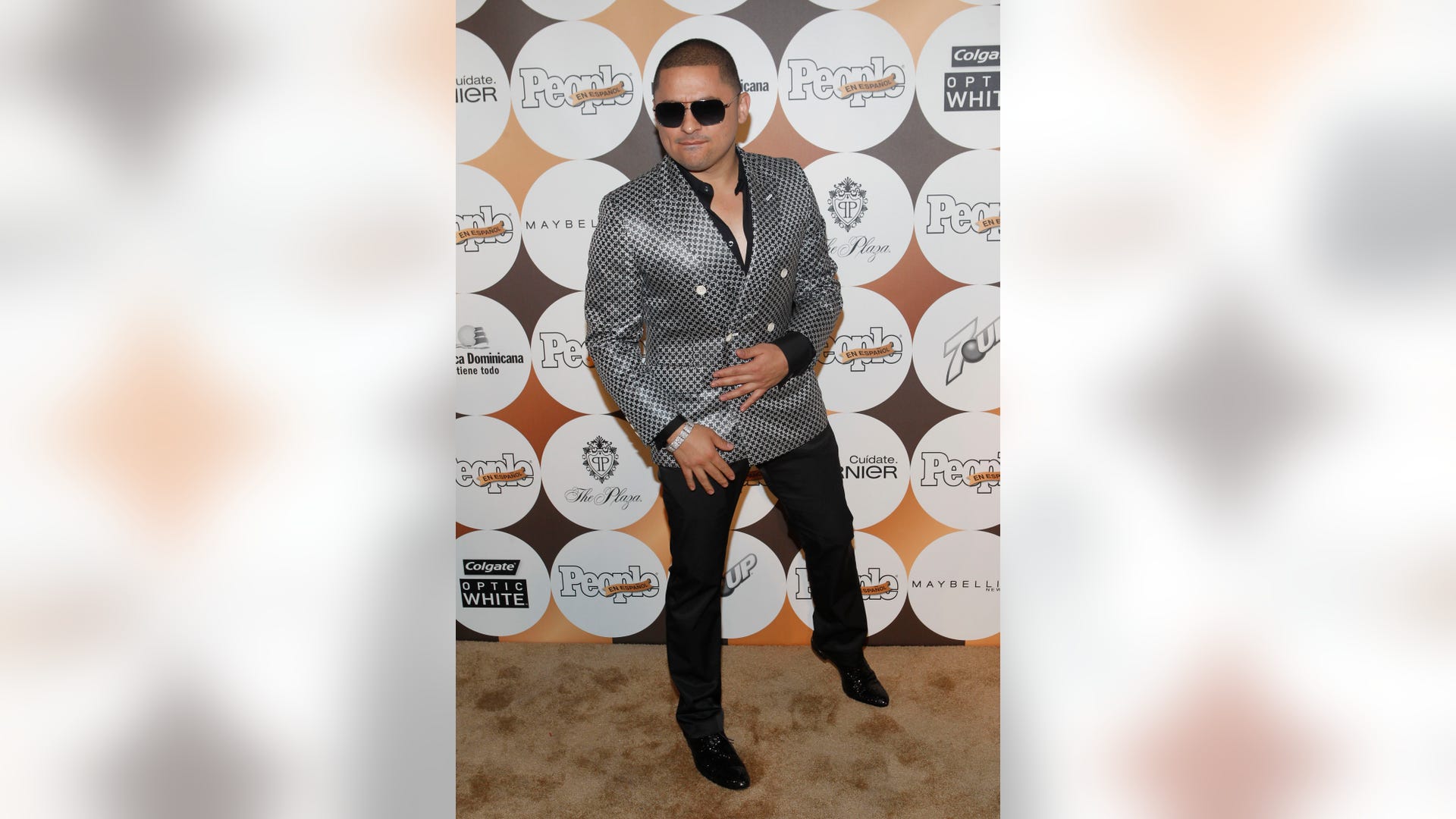 Larry_Hernandez