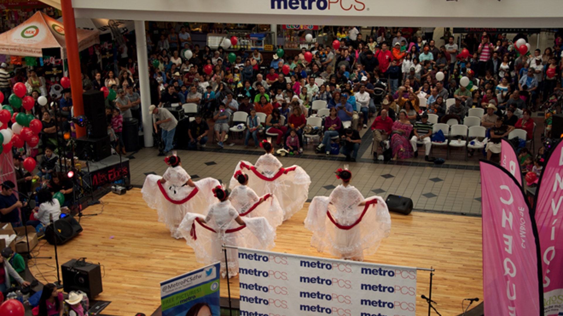 Legaspi_5_de_Mayo_Celebration_4