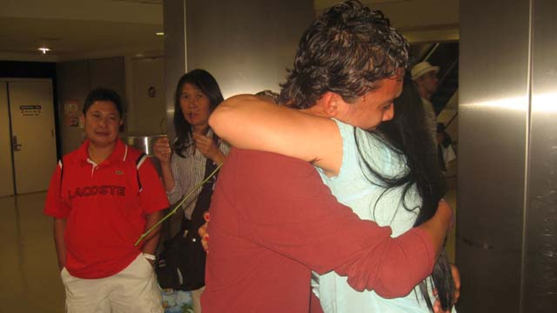 Lillian_Ulises_first_hug