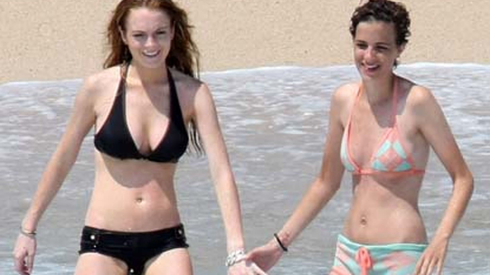 Lindsay_and_Samantha_Ronson