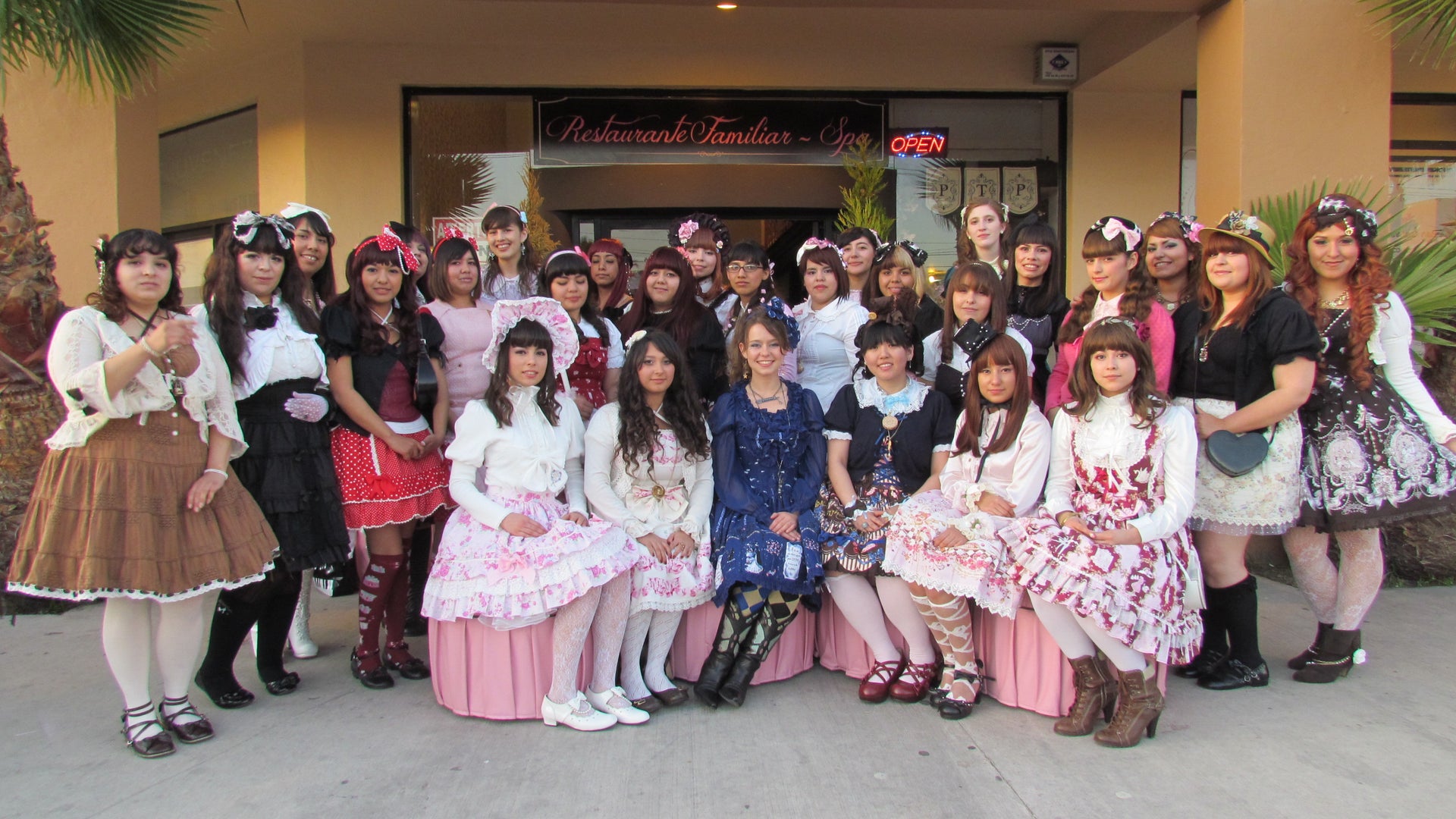 Lolias_by_Fatima_Kato