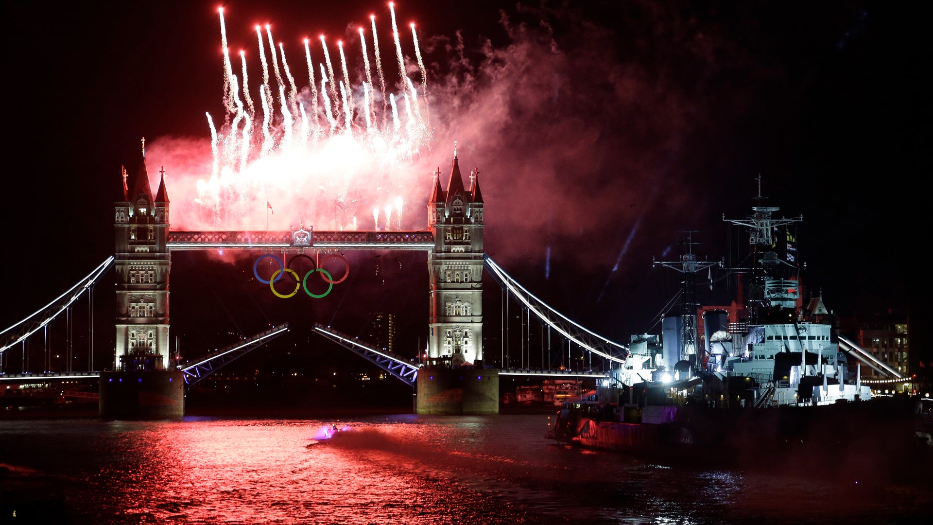 London_Olympics_Opening_Ceremony__8_