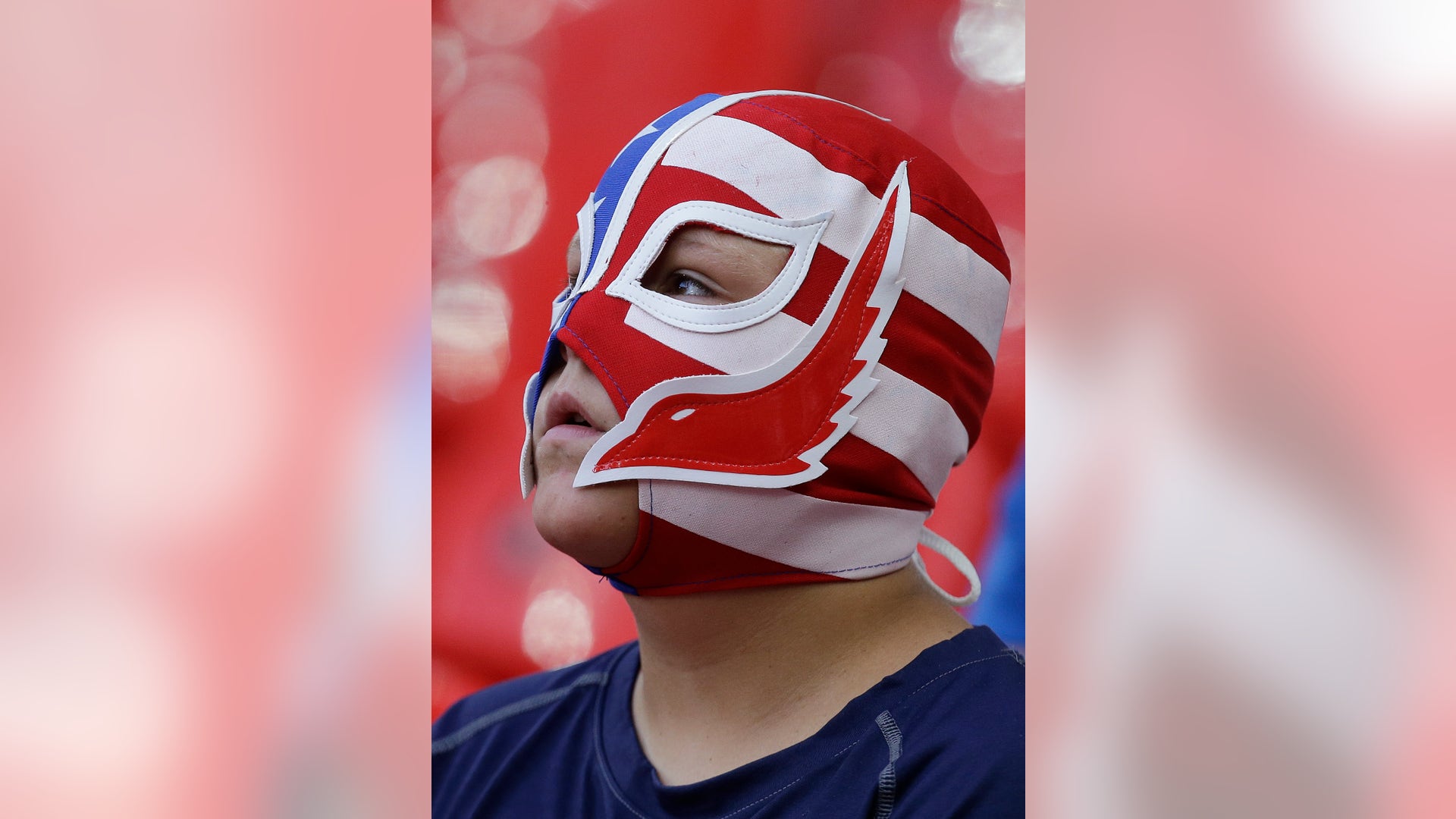 London_Olympics_Socce_Carr_1_