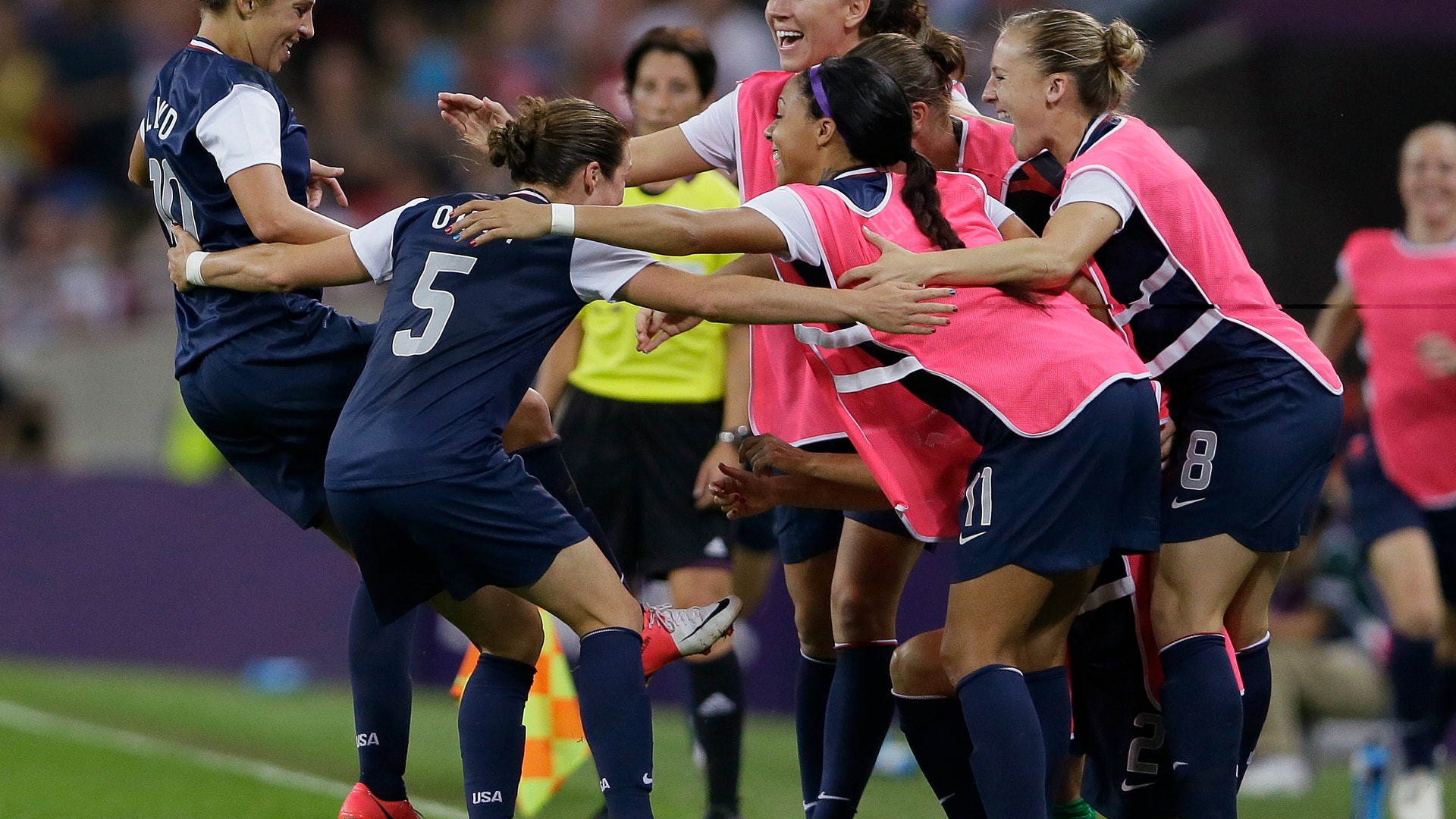 London_Olympics_Socce_Carr_10_