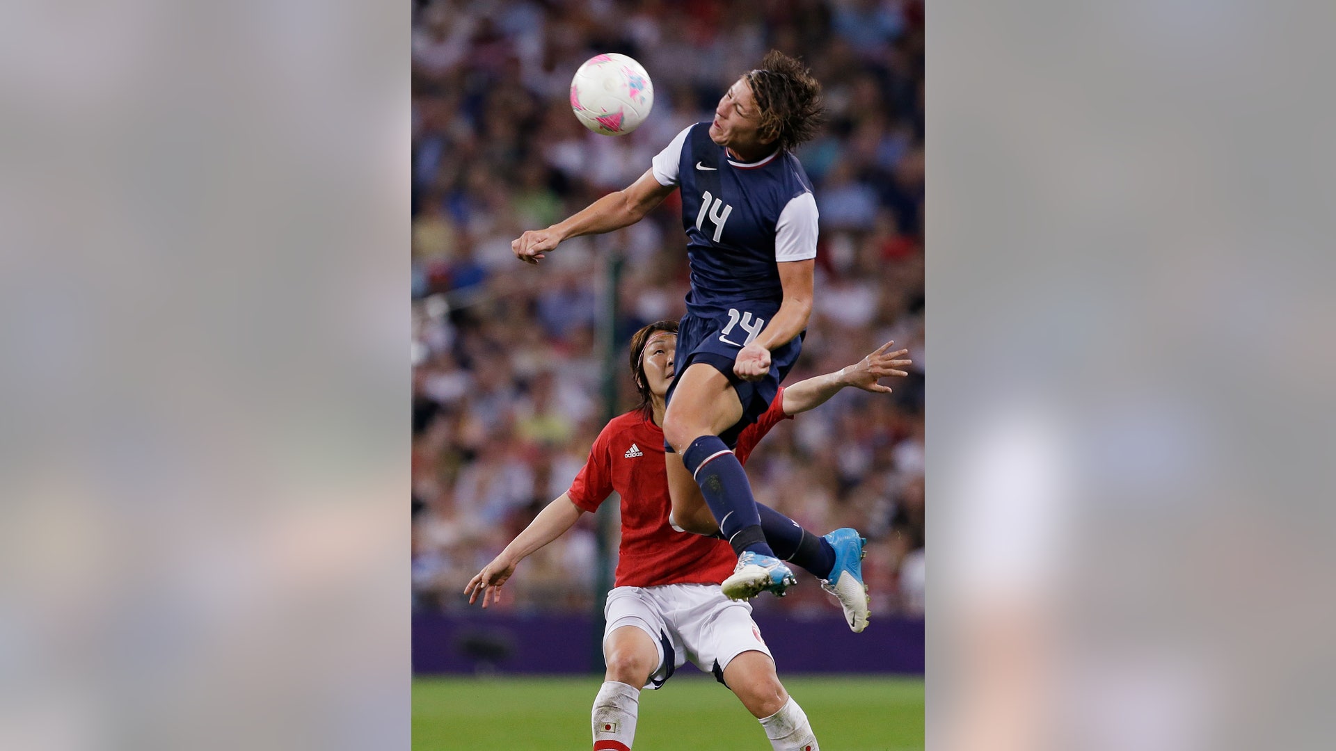 London_Olympics_Socce_Carr_12_