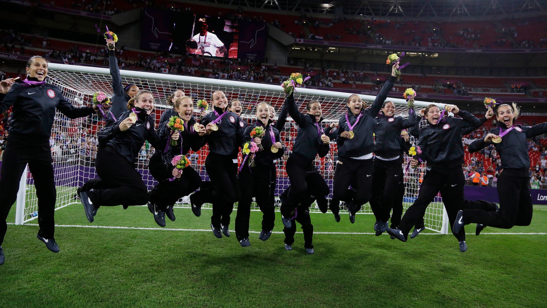 London_Olympics_Socce_Carr_20_