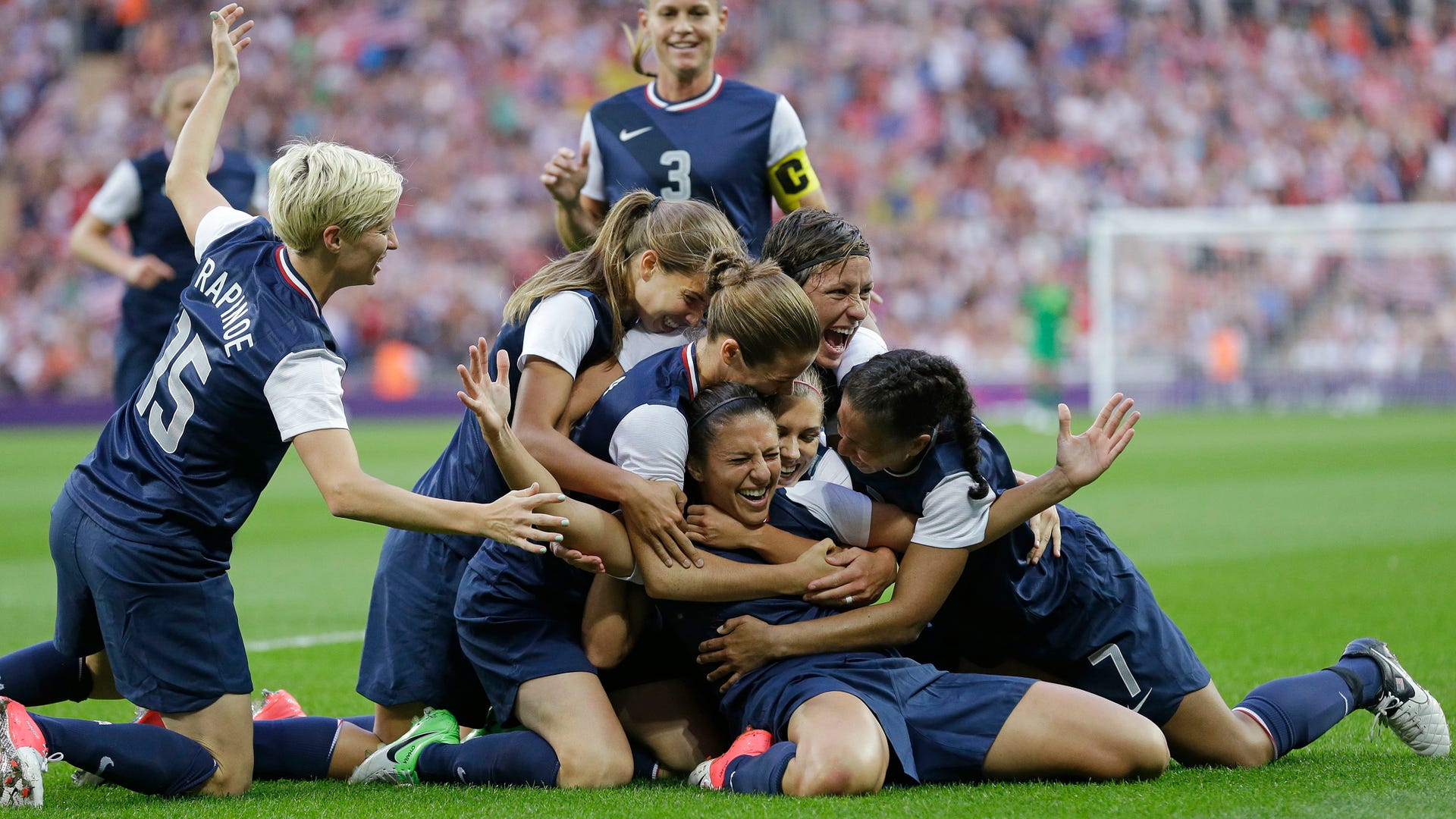 London_Olympics_Socce_Carr_4_