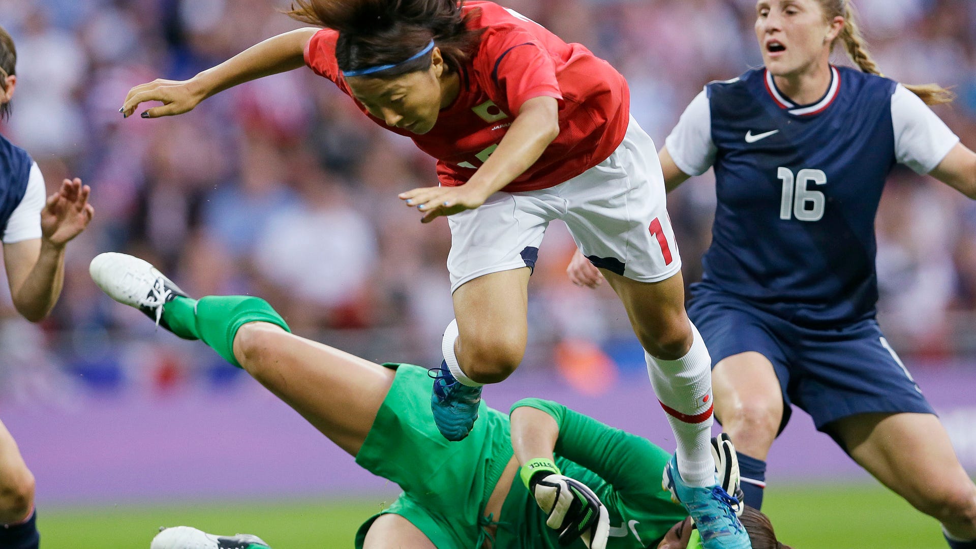 London_Olympics_Socce_Carr_6_