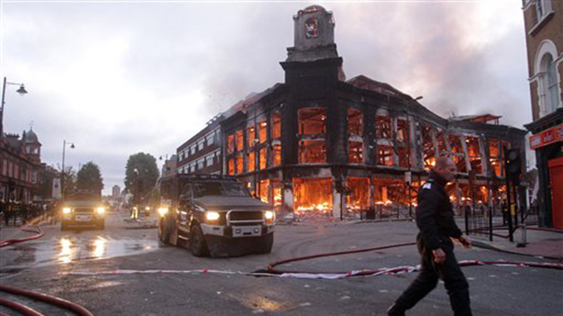 LondonRiots5
