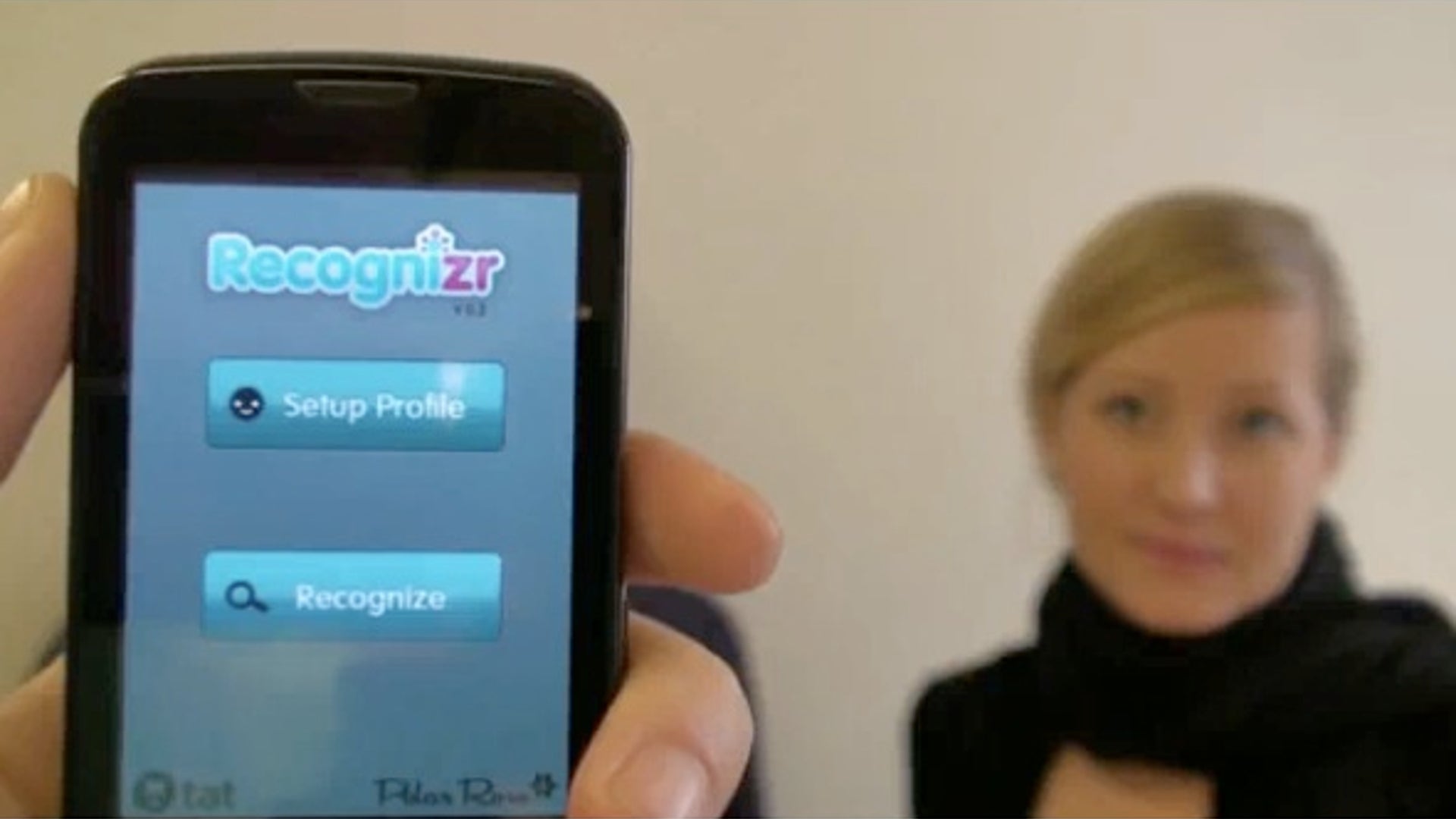 Look_Who_s_Stalking_recognizr