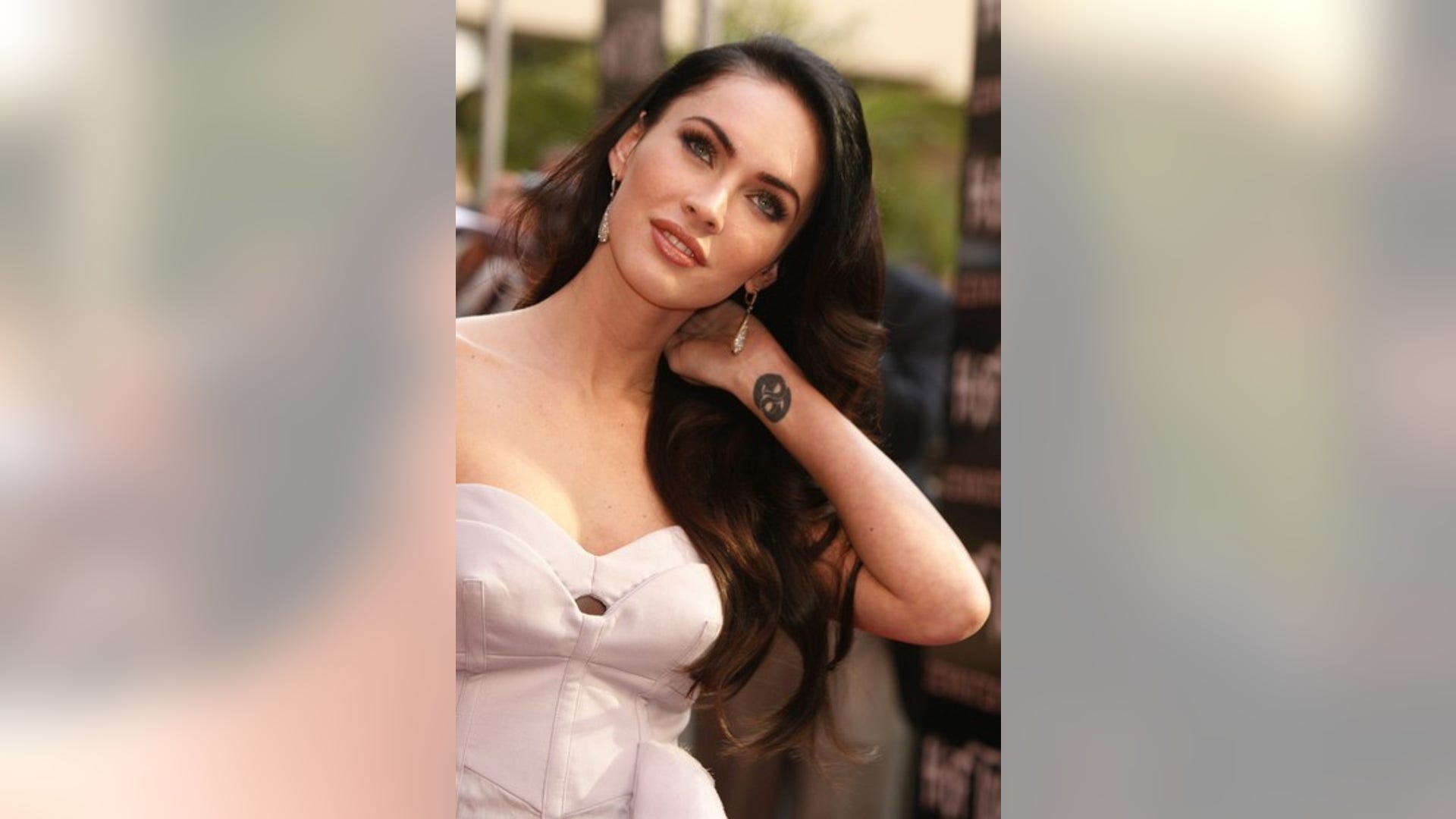 Megan_Fox_kajsdfkloikjoij