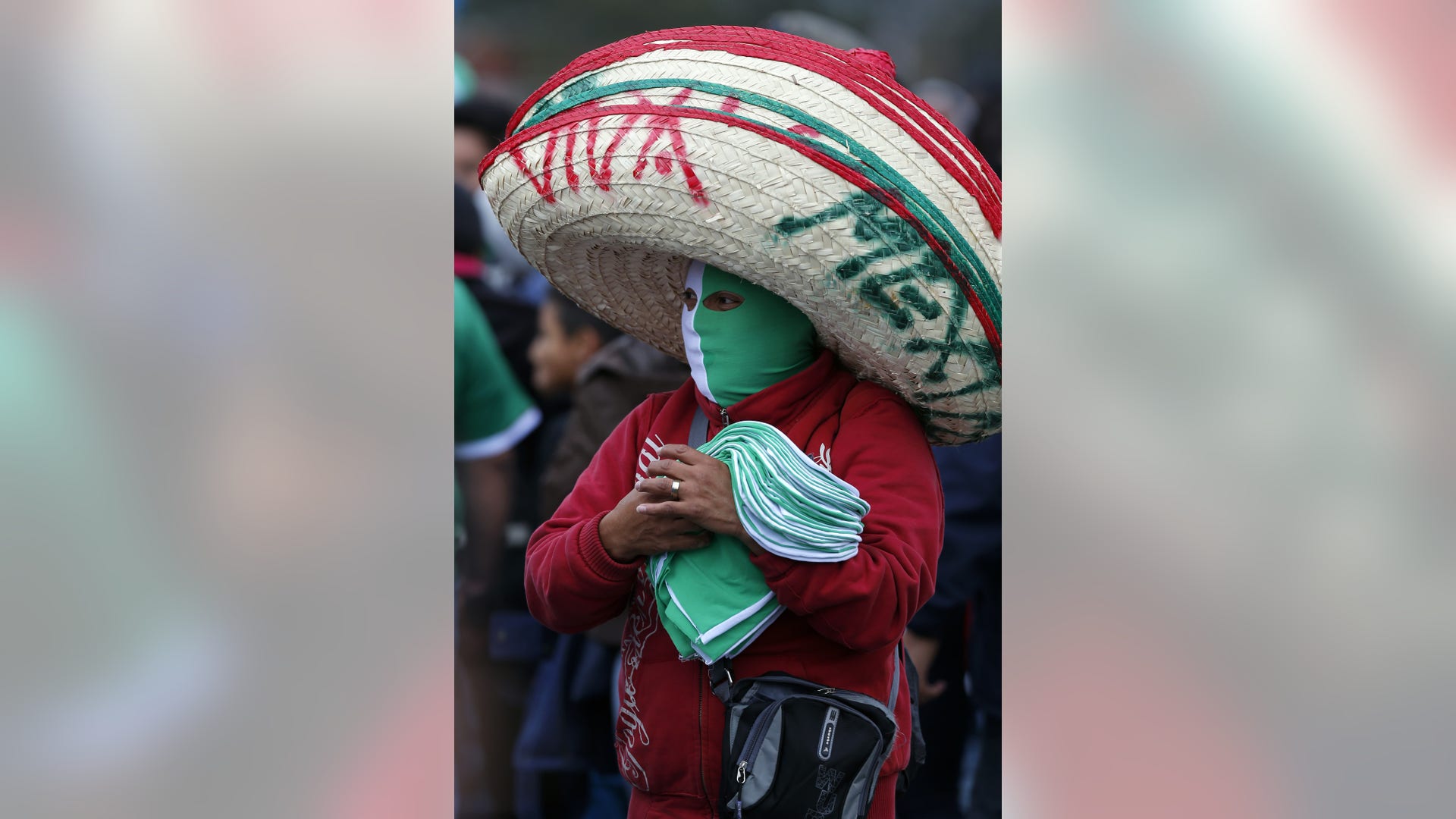 Mexico_New_Zealand_WC_Vros__4_