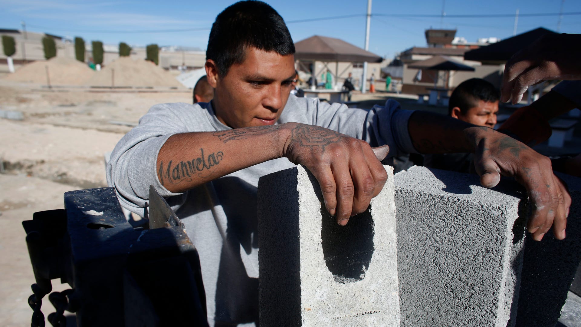 Mexico_Pope_Prison_Vros__18_