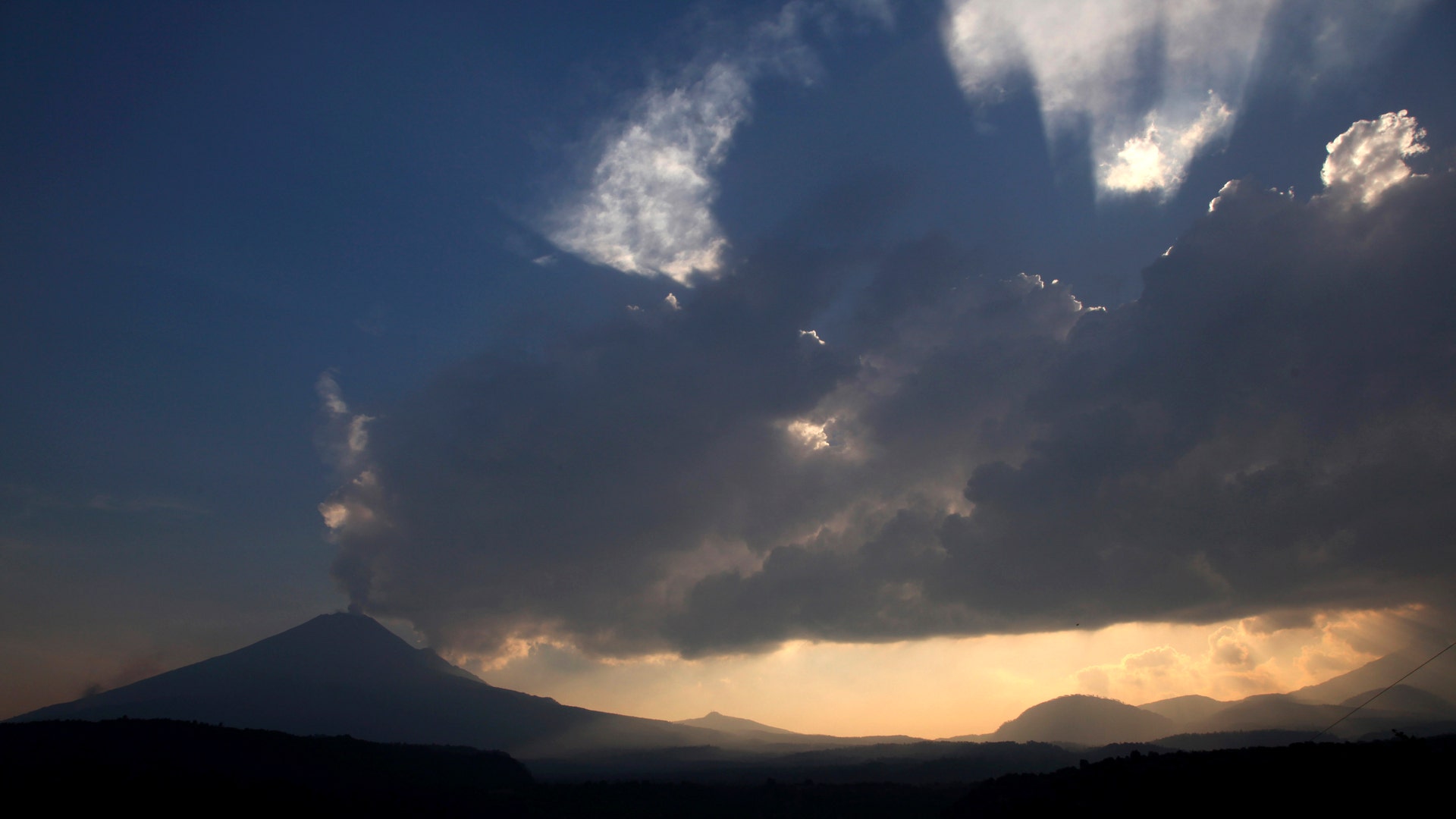 Mexico_Volcano_Garc_3_