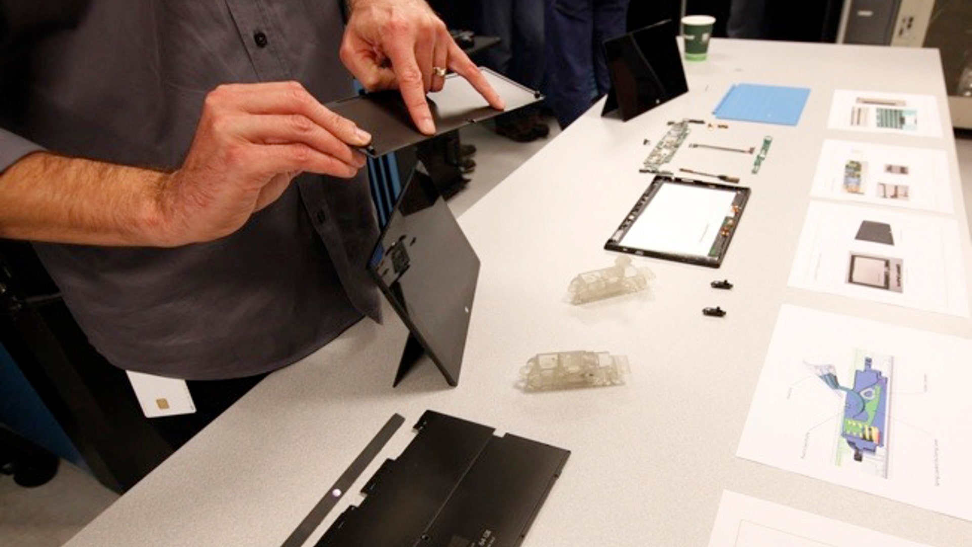 Microsoft_Surface_teardown