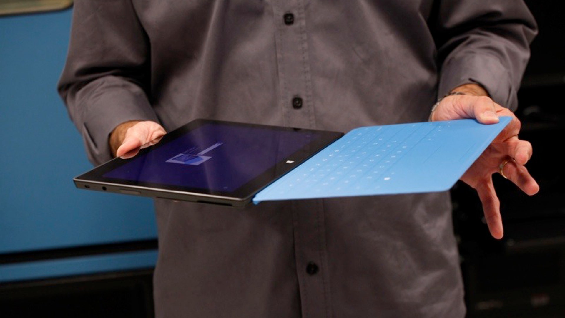 Microsoft_surface_reliability_lab