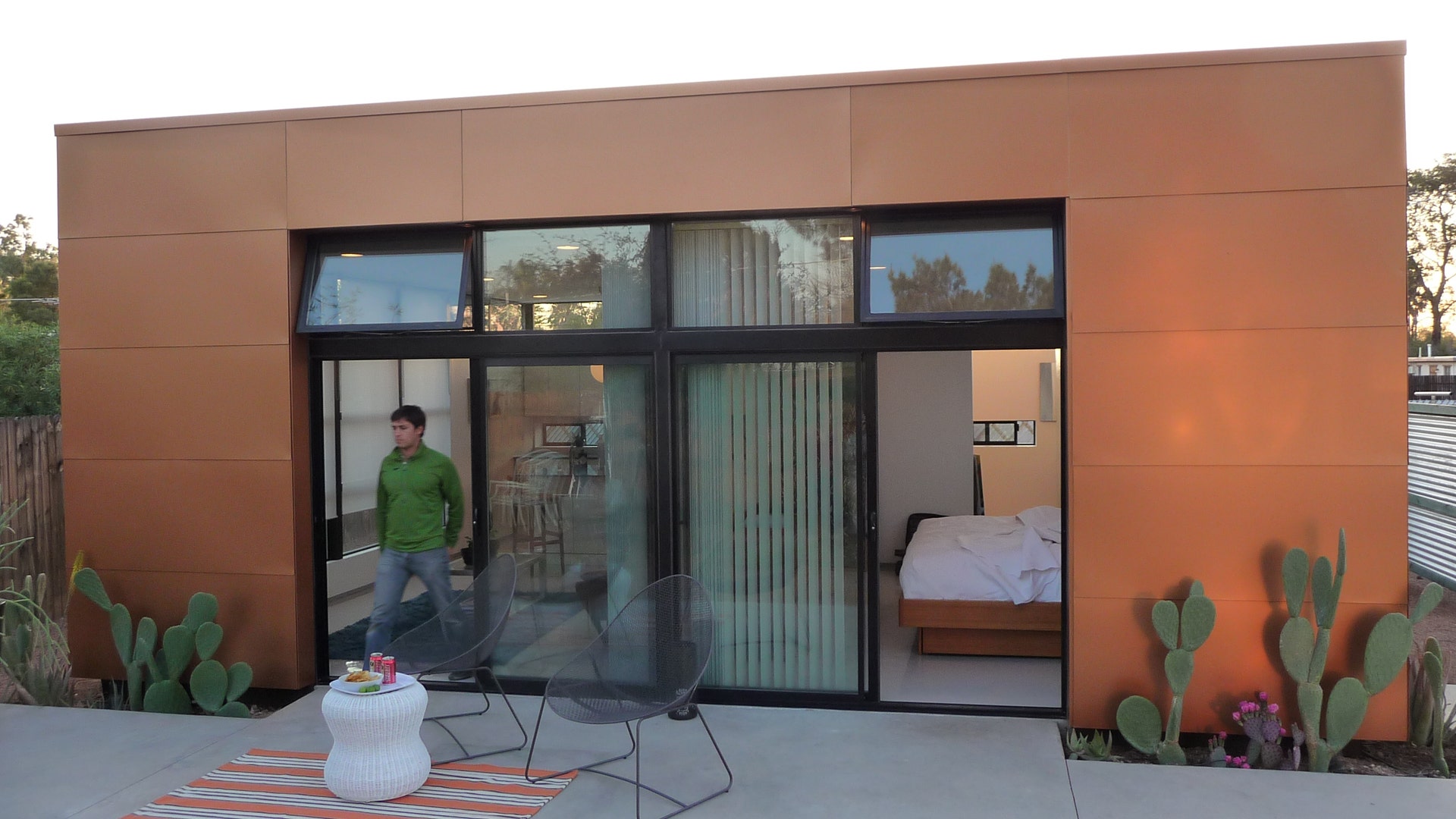 Mike_and_Aaron_s_LVN_in_Arizona_photo_courtesy_Mike