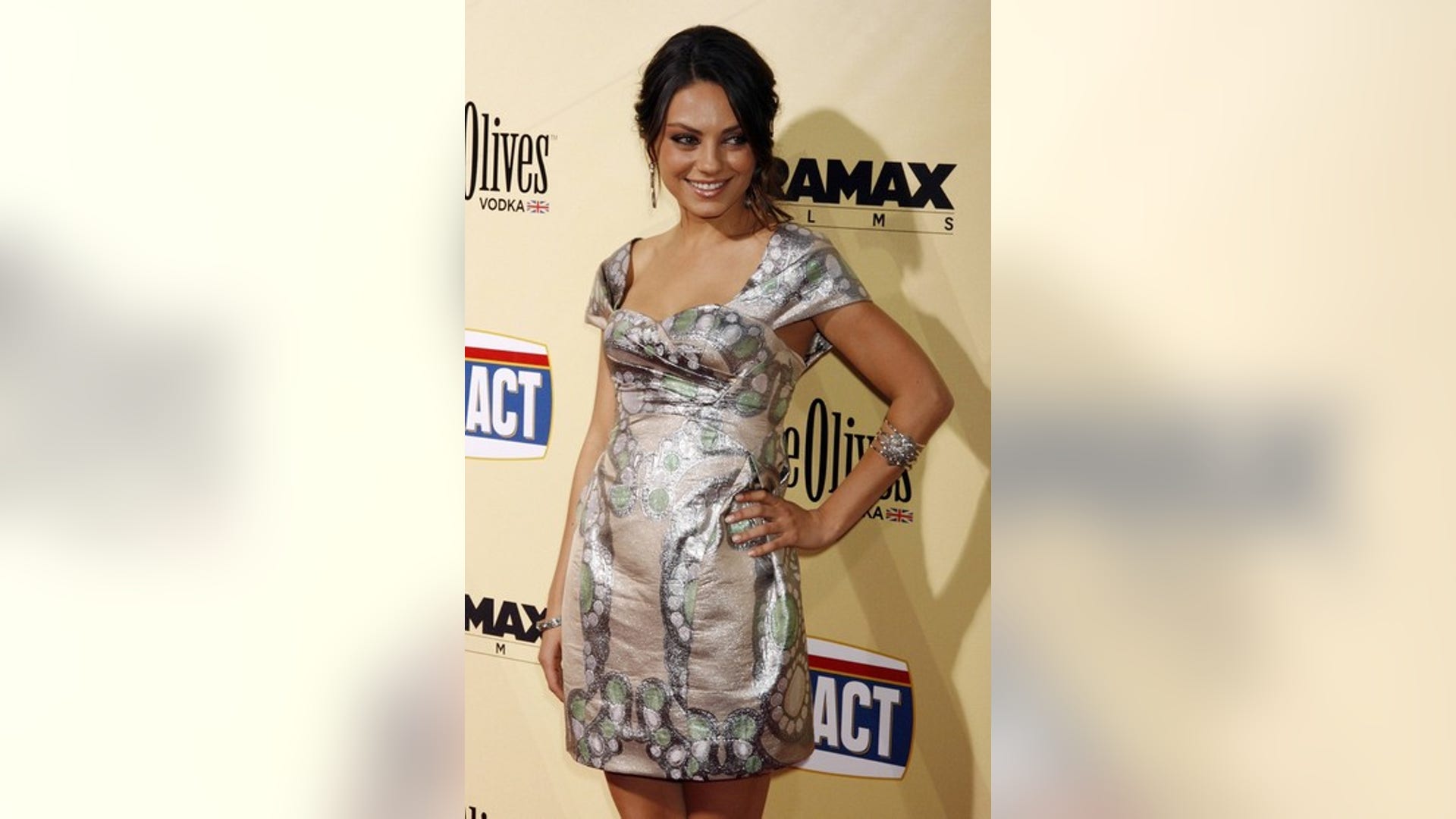 Mila at the 'Extract' Premiere