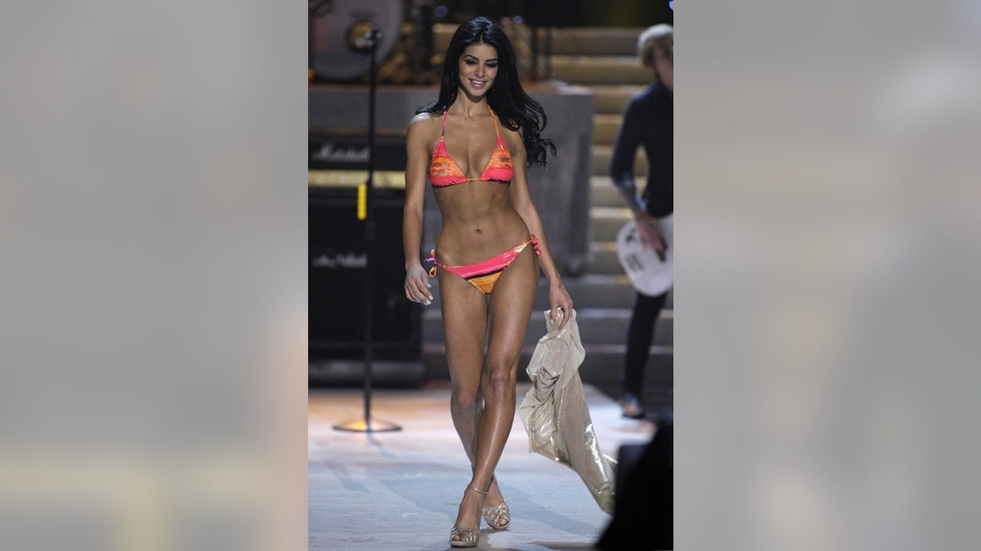 Miss_Michigan_Rima_Fakih_in_a_Bikini