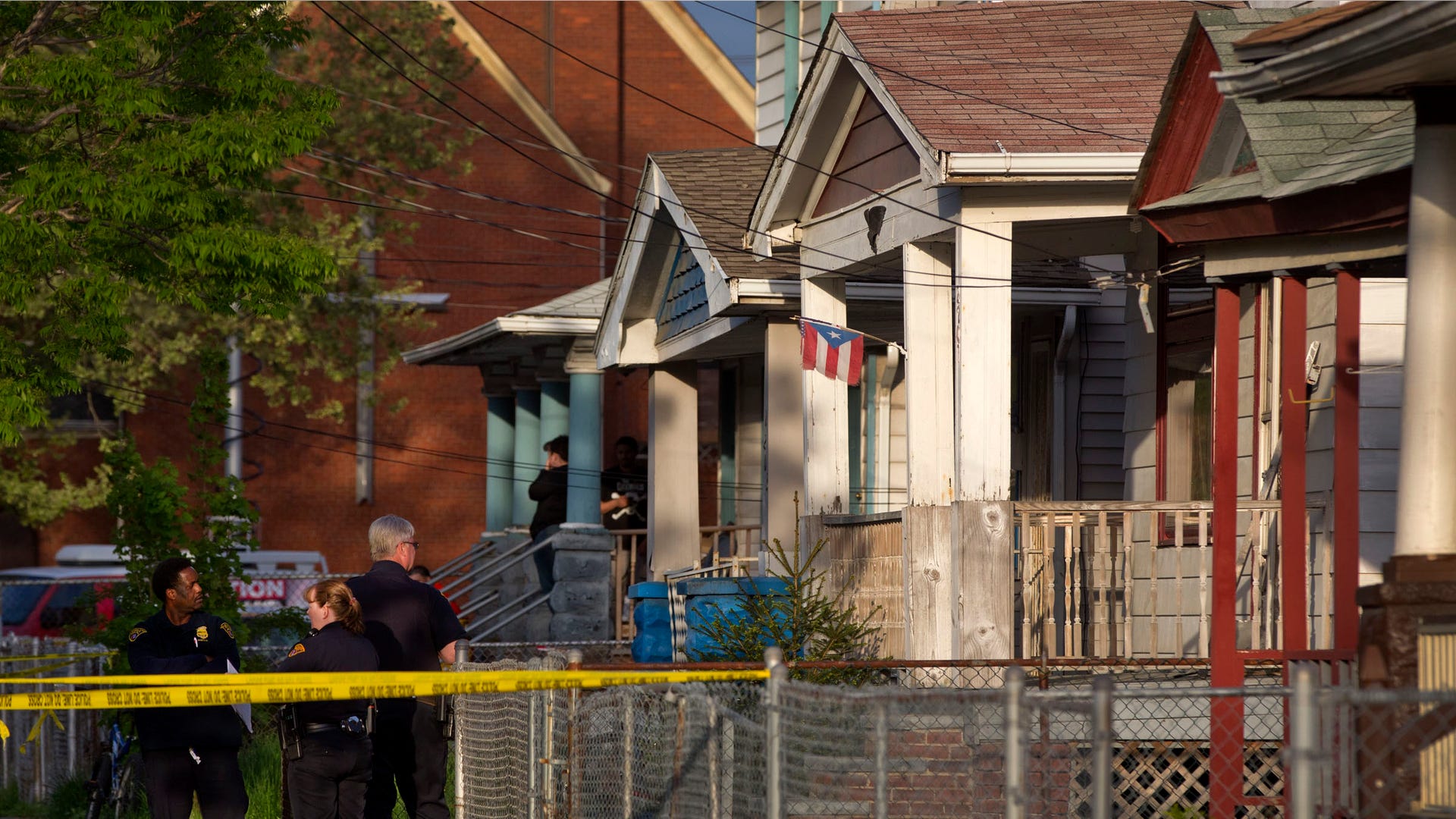 Missing_Women_Found_house_daytime