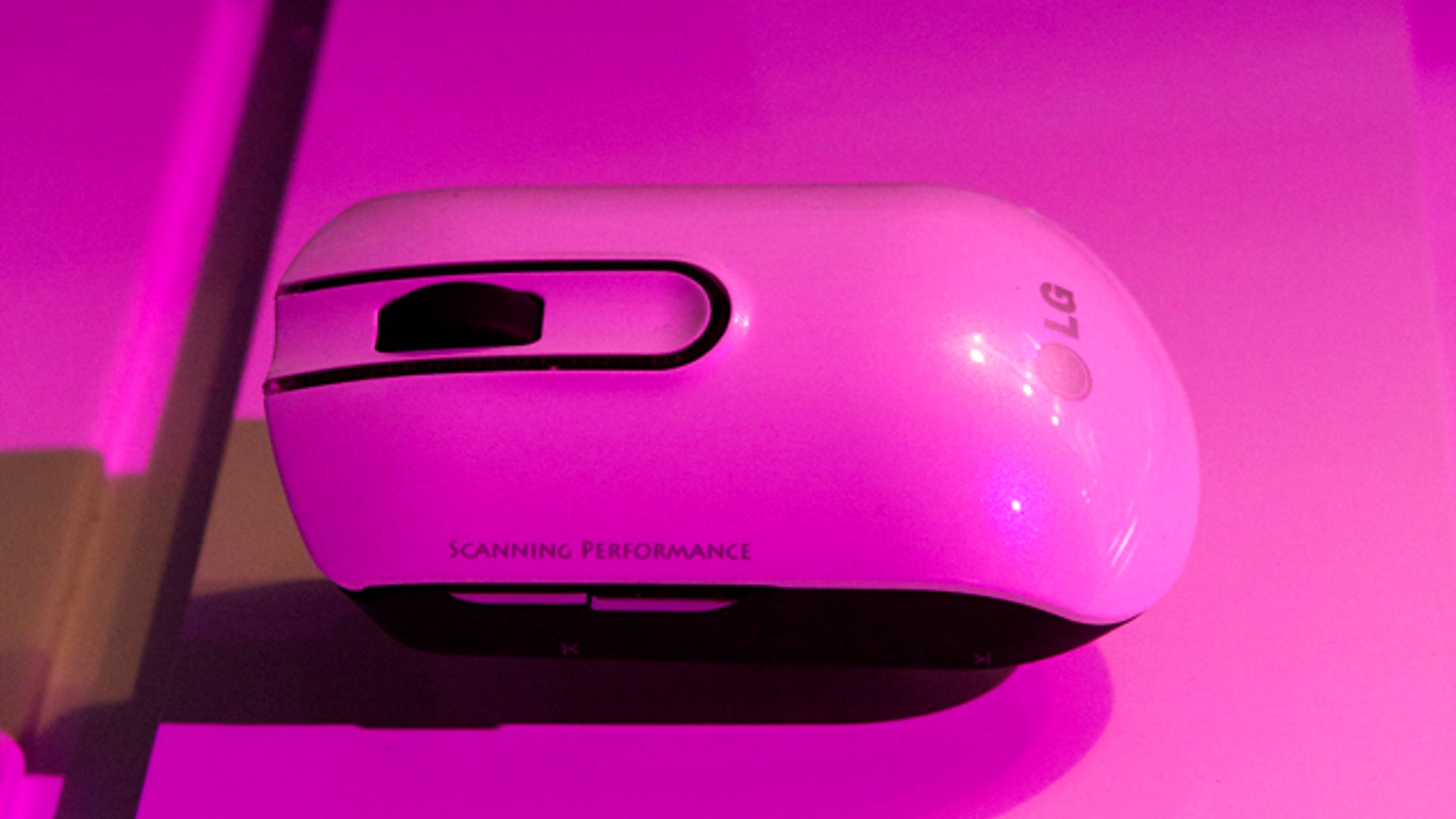 Mouse_that_Scans_Documents