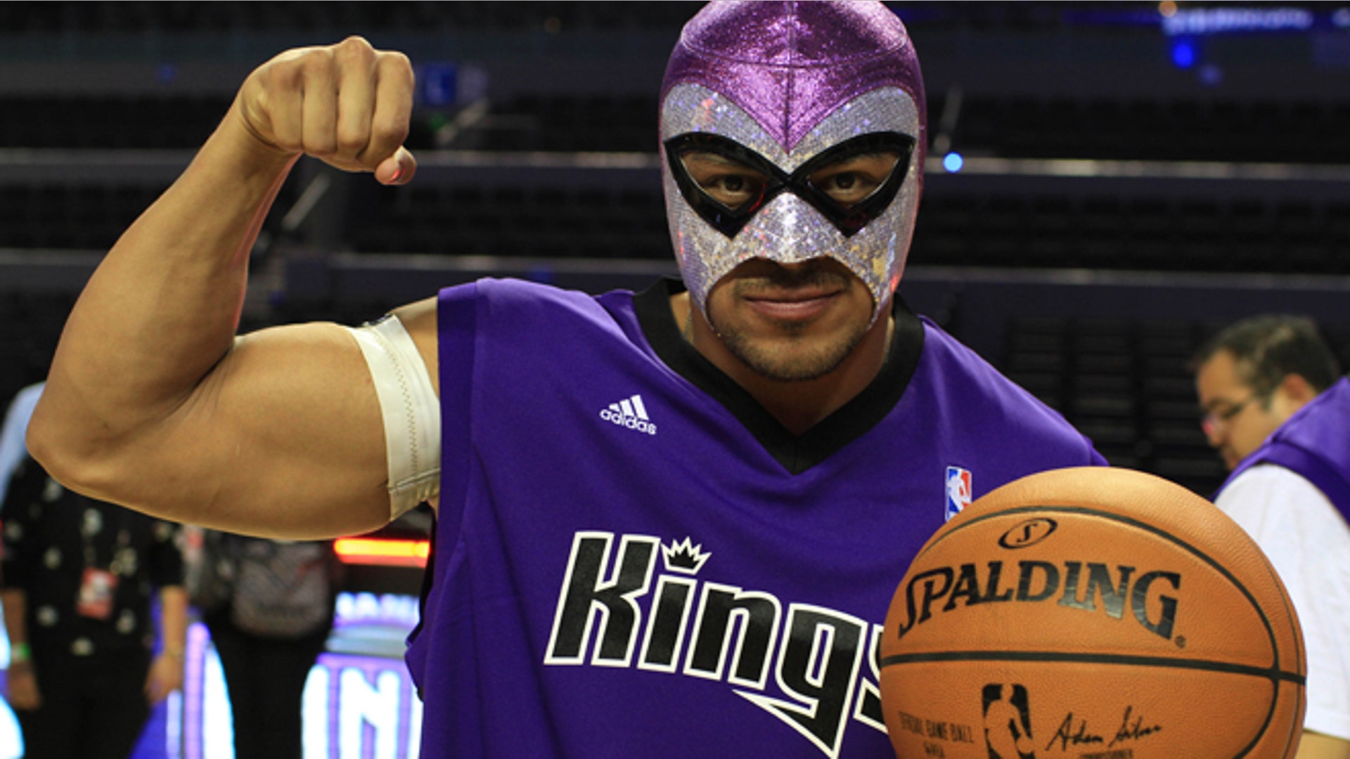 NBA_Oaxaca_Latino_12_Top