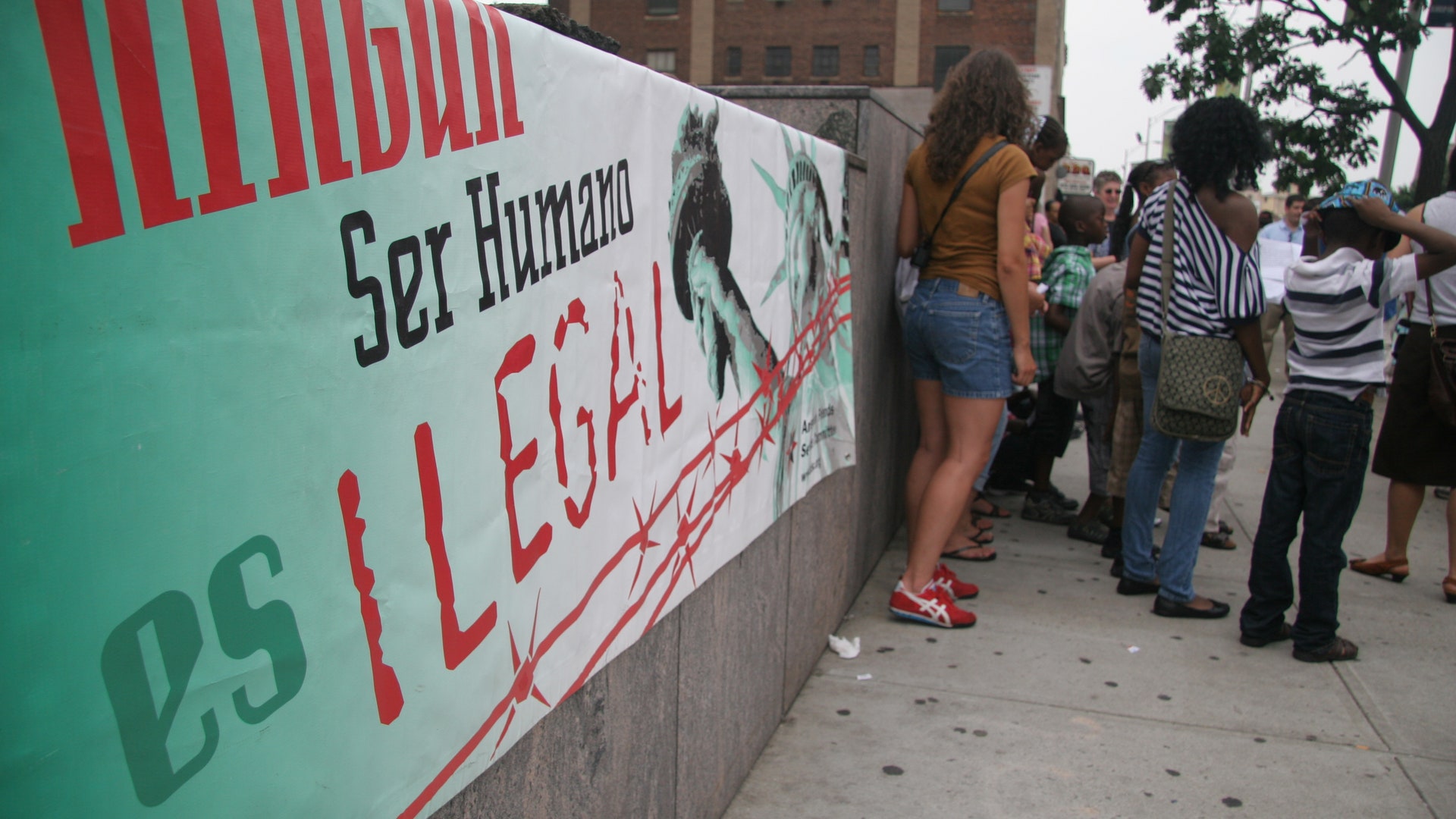 NEWARK_RALLY_NO_HUMAN_BEING